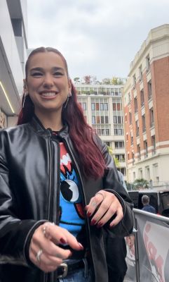 © twitter.com/Bellaisaphrodid
