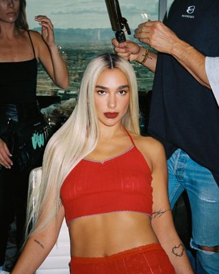 472.jpg