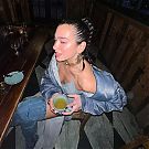 569.jpg