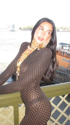 dualipa-20250429_144619-1709354007.jpg