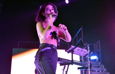 001.jpg