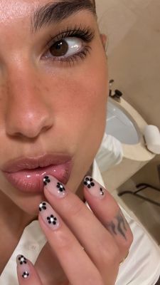 dualipa-20250609_132151-1295796434.jpg